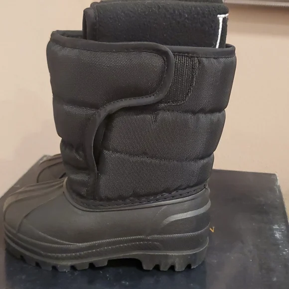 Ralph Lauren snow boots - Picture 2 of 7